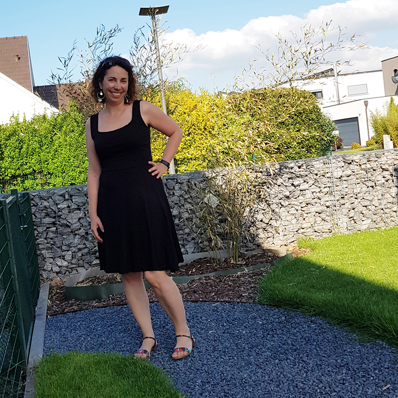 Me Made May 2018 - Jour 29 : Robe Moneta avec l'encolure du Basic One de ODV - Avril sur un fil