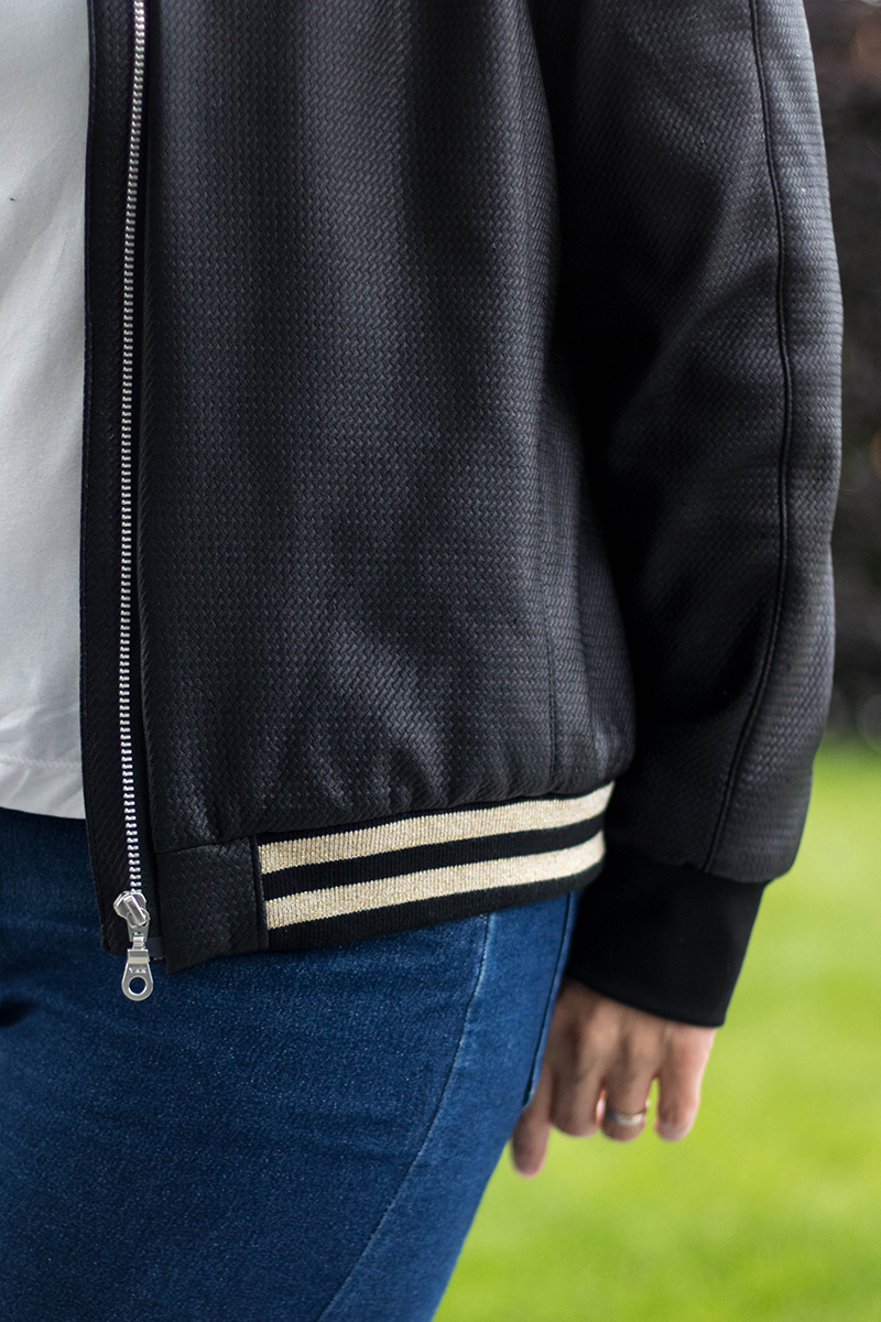 Couture : mon nouveau bomber / détail du cord côte - Avril sur un fil